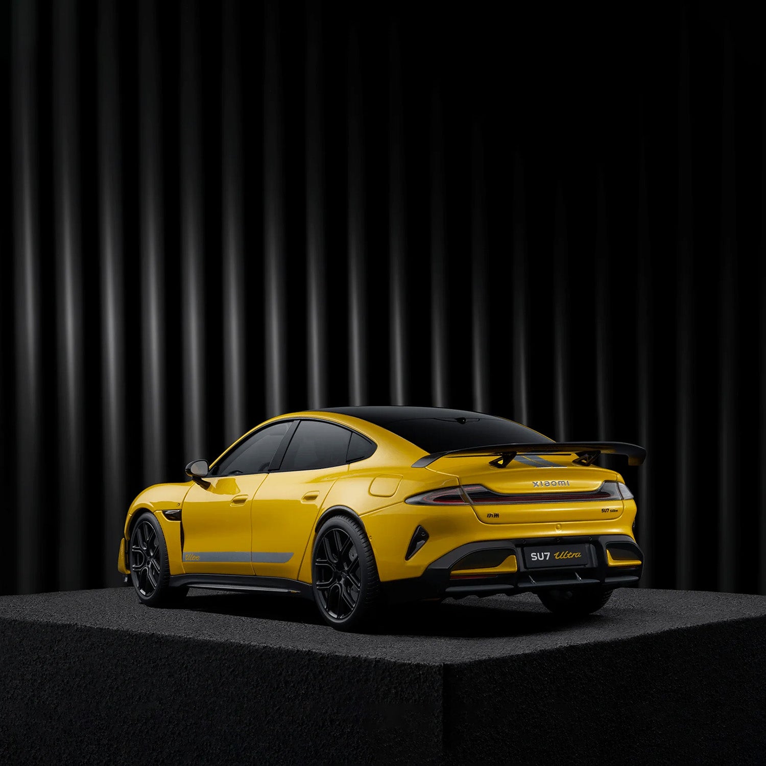 Xiaomi SU7 Ultra 1/18 Die-cast Model Car