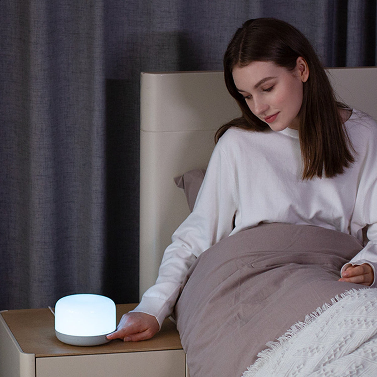 Yeelight Bedside Lumina Lamp D2 - Class B